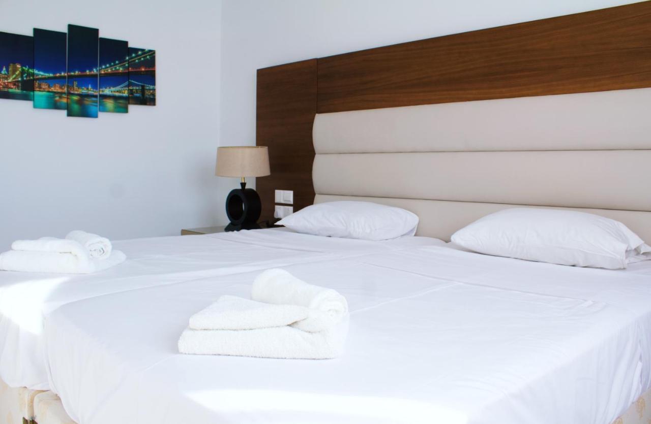 Fotoxenia Luxury Apts Paralimni Ngoại thất bức ảnh